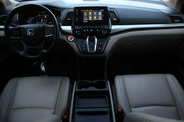2019 Honda Odyssey  EXL W/ LEATHER, MOONROOF...100K SERVICE COMPLETED - 22826718 - 12