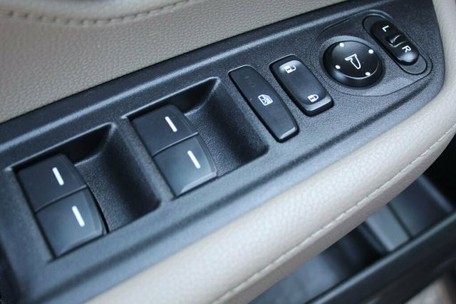 2019 Honda Odyssey  EXL W/ LEATHER, MOONROOF...100K SERVICE COMPLETED - 22826718 - 20