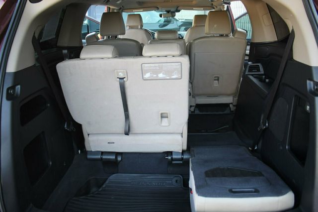 2019 Honda Odyssey  EXL W/ LEATHER, MOONROOF...100K SERVICE COMPLETED - 22826718 - 34