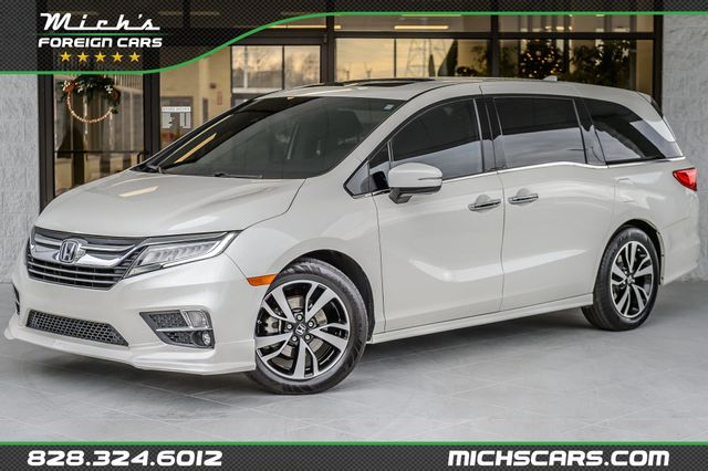 2019 Honda Odyssey Elite's photo