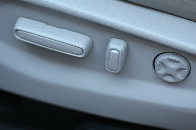 2019 Honda Odyssey ONE OWNER ELITE W/ NAVIGATION, LEATHER, DVD PLAYER, RES.  - 22934697 - 26