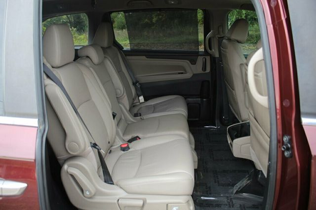 2019 Honda Odyssey ONE OWNER EXL W/ LEATHER, POWER SLIDING SUNROOF - 22918475 - 10