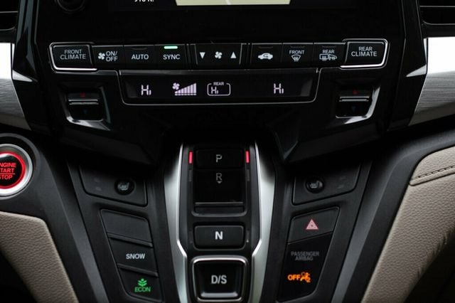 2019 Honda Odyssey ONE OWNER EXL W/ LEATHER, POWER SLIDING SUNROOF - 22918475 - 16