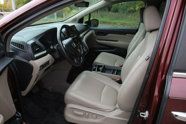 2019 Honda Odyssey ONE OWNER EXL W/ LEATHER, POWER SLIDING SUNROOF - 22918475 - 24