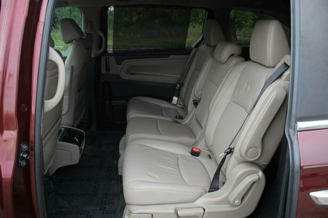 2019 Honda Odyssey ONE OWNER EXL W/ LEATHER, POWER SLIDING SUNROOF - 22918475 - 27