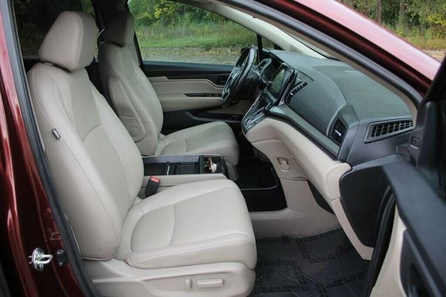 2019 Honda Odyssey ONE OWNER EXL W/ LEATHER, POWER SLIDING SUNROOF - 22918475 - 6
