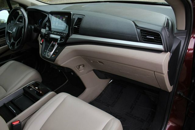 2019 Honda Odyssey ONE OWNER EXL W/ LEATHER, POWER SLIDING SUNROOF - 22918475 - 8