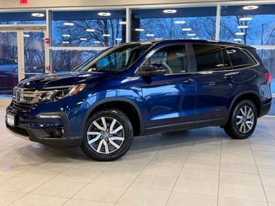 2019 Honda Pilot EX's photo