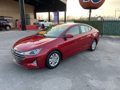 2019 Hyundai Elantra - 5NPD74LF1KH496260
