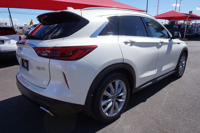 2019 INFINITI QX50 QX50 ESSENTIAL, PREMIUM WHEELS, PANO MOON ROOF, LEATHER SEATS - 22933572 - 6