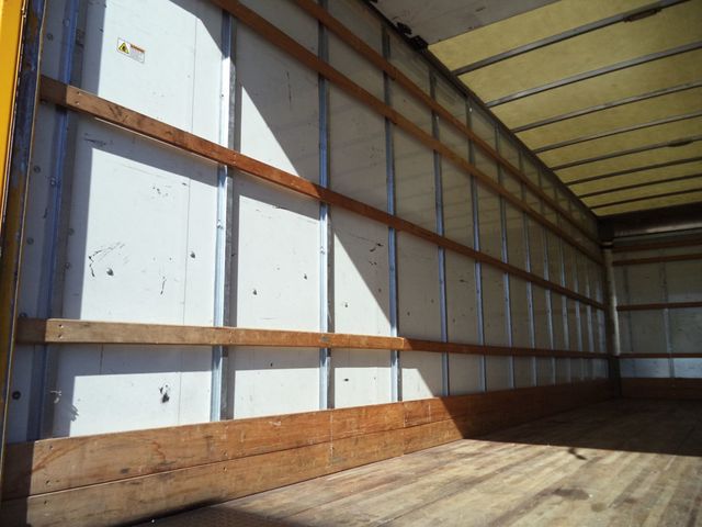 2019 International 4300 26ft Dry Freight Moving Box Truck w/Aluminum Ramp - 22724652 - 23