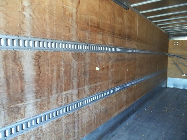 2019 International 4300 28ft Dry Freight Box Truck Moving Truck With Liftgate - 22870152 - 33