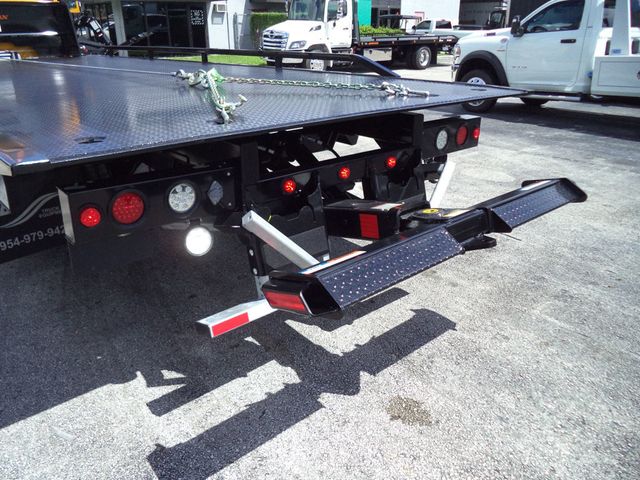 2019 International 4300 w/ Brand New 22' JerrDan 6 Ton XLP Car Carrier Rollback - 22922321 - 30