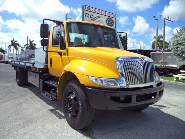 2019 International 4300 w/ Brand New 22' JerrDan 6 Ton XLP Car Carrier Rollback - 22922321 - 35