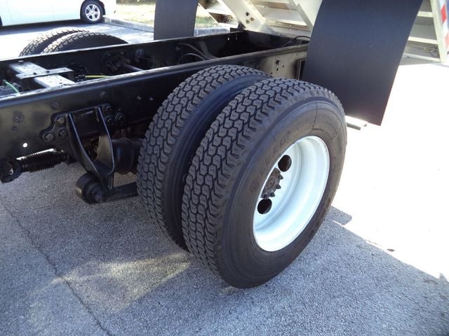 2019 International 4300 w/ New 16ft Aluminum Chipper Truck Landscape Dump Body - 22724574 - 12