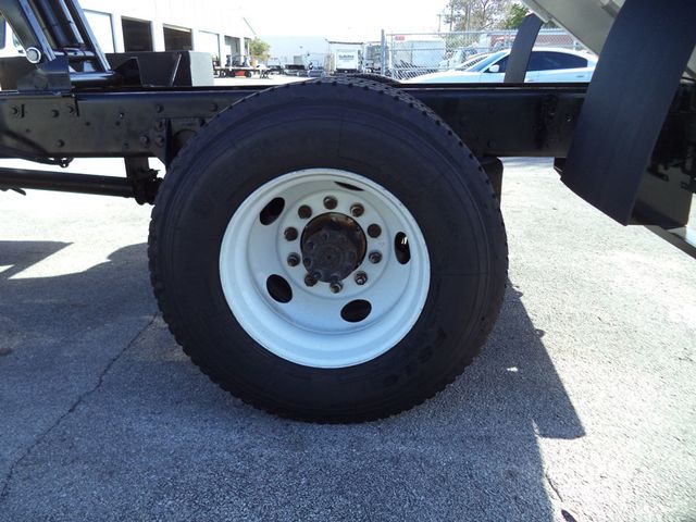 2019 International 4300 w/ New 16ft Aluminum Chipper Truck Landscape Dump Body - 22724574 - 13