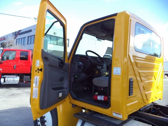 2019 International 4300 w/ New 16ft Aluminum Chipper Truck Landscape Dump Body - 22724574 - 34
