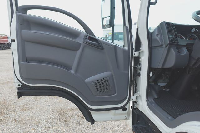 2019 Isuzu NRR (16ft Reefer with Step Bumper) - 22867450 - 15