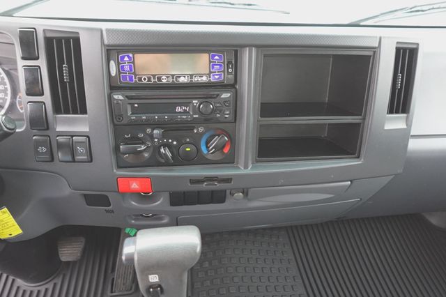 2019 Isuzu NRR (16ft Reefer with Step Bumper) - 22867450 - 30
