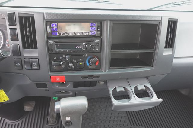 2019 Isuzu NRR (16ft Reefer with Step Bumper) - 22867450 - 31