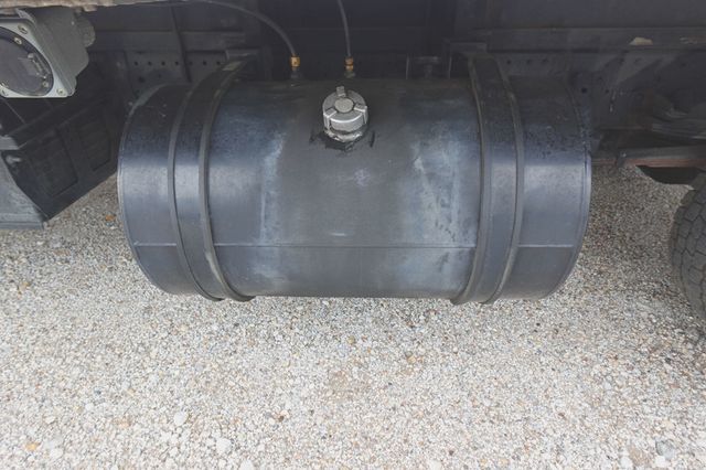 2019 Isuzu NRR (16ft Reefer with Step Bumper) - 22867450 - 48