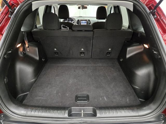 2019 Jeep Cherokee Latitude FWD - 22929307 - 10