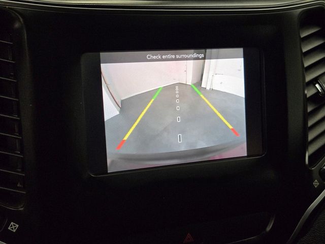 2019 Jeep Cherokee Latitude FWD - 22929307 - 18