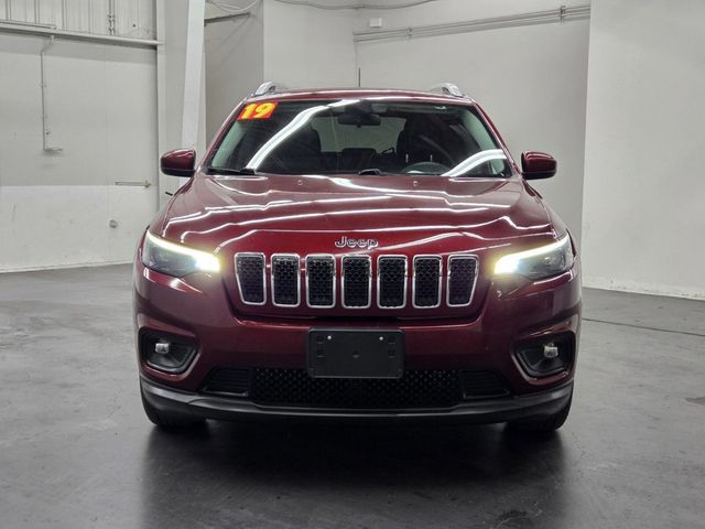 2019 Jeep Cherokee Latitude FWD - 22929307 - 4