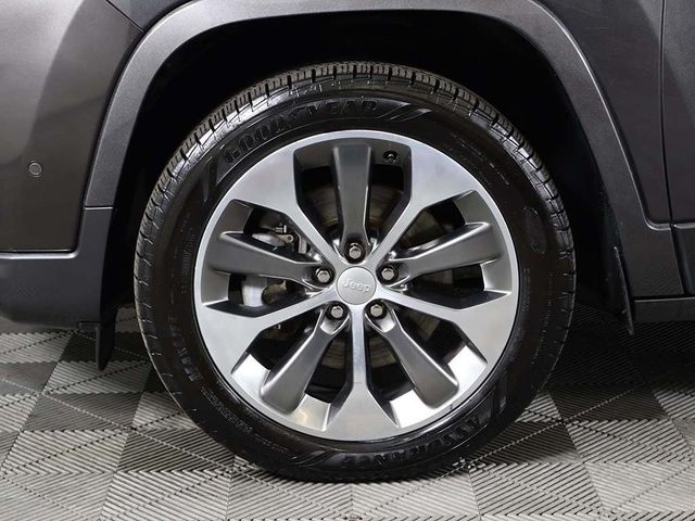 2019 Jeep Cherokee Overland 4x4 - 22935328 - 25