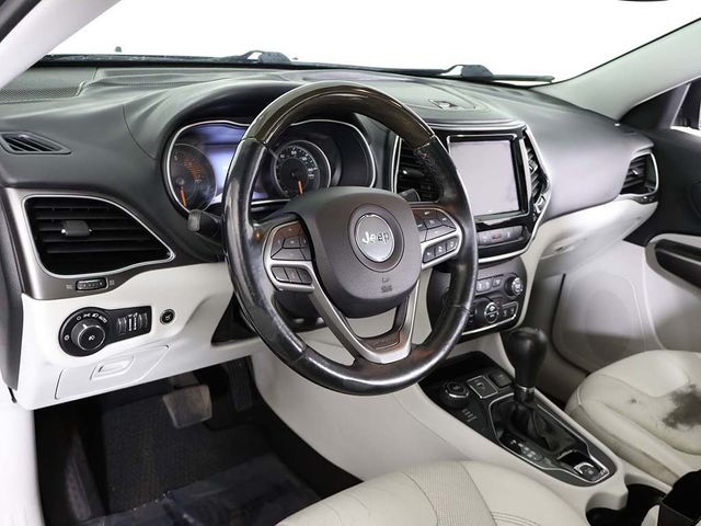 2019 Jeep Cherokee Overland 4x4 - 22935328 - 30