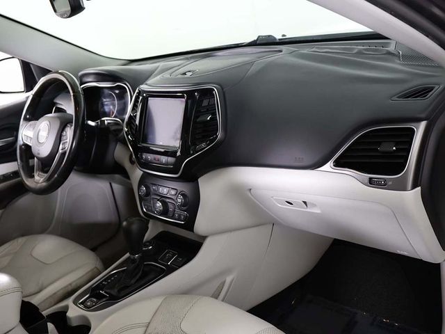 2019 Jeep Cherokee Overland 4x4 - 22935328 - 31