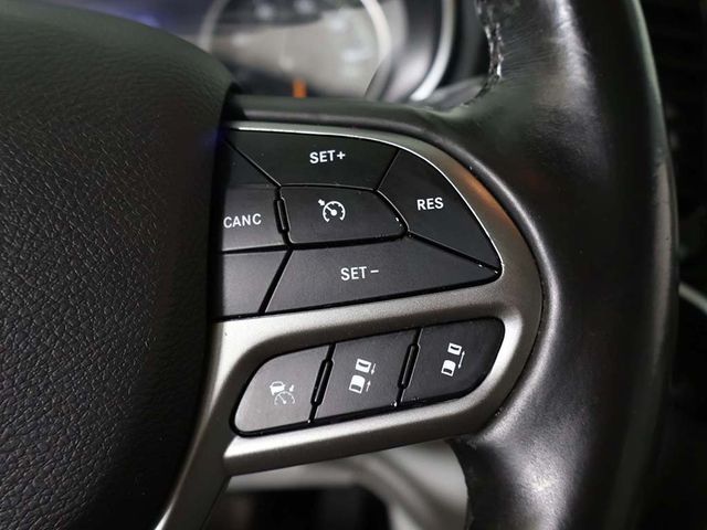 2019 Jeep Cherokee Overland 4x4 - 22935328 - 46