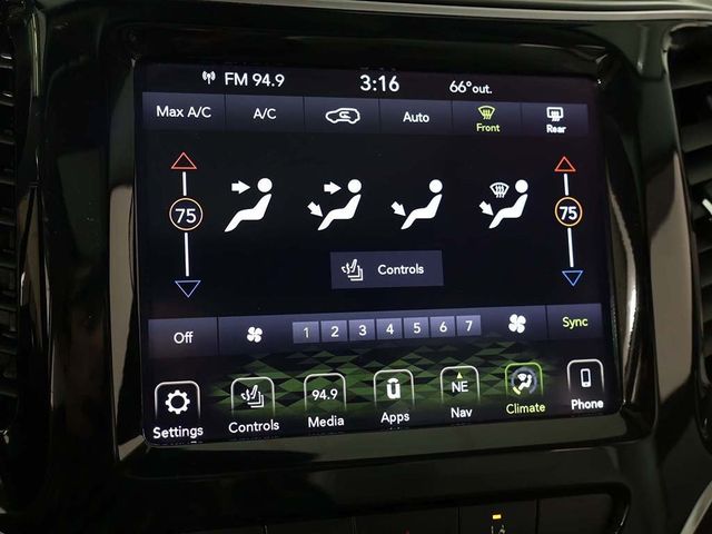 2019 Jeep Cherokee Overland 4x4 - 22935328 - 52