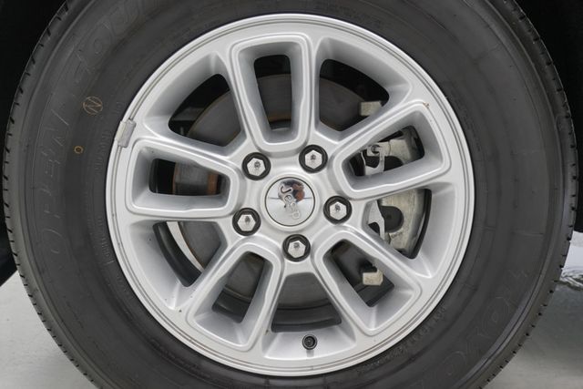 2019 Jeep Grand Cherokee Laredo E 4x2 - 22914294 - 23