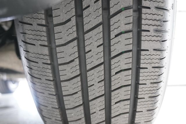 2019 Jeep Grand Cherokee Laredo E 4x2 - 22914294 - 25