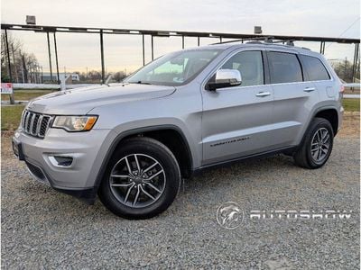 2019 Jeep Grand Cherokee Limited's photo