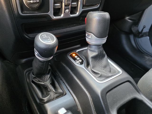 2019 Jeep Wrangler Unlimited Unlimited Sport - 22911828 - 17