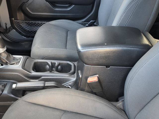 2019 Jeep Wrangler Unlimited Unlimited Sport - 22911828 - 6