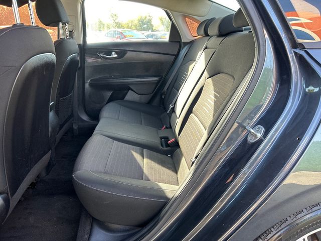 2019 Kia Forte S IVT - 22935667 - 6