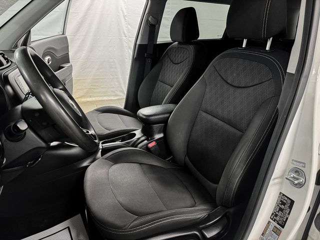 2019 Kia Soul  - 22938189 - 8