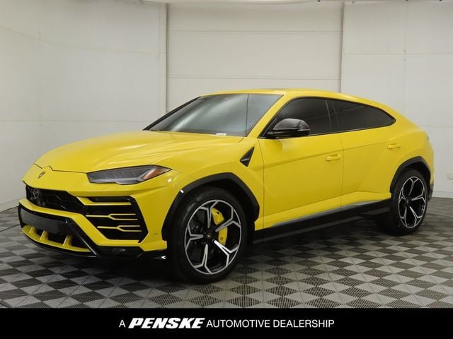 2019 Lamborghini Urus Base's photo