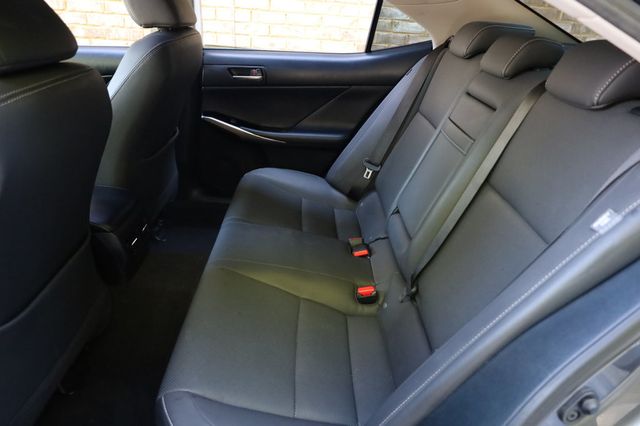 2019 Lexus IS IS 300 RWD - 22878504 - 19