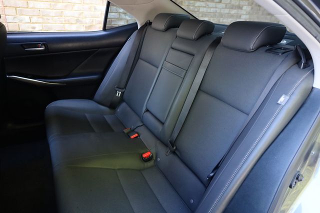 2019 Lexus IS IS 300 RWD - 22878504 - 20