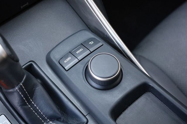 2019 Lexus IS IS 300 RWD - 22878504 - 41