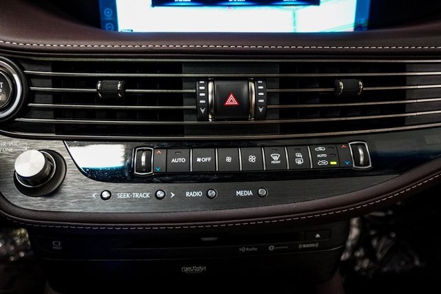 2019 Lexus LS LS 500 AWD - 22886156 - 44