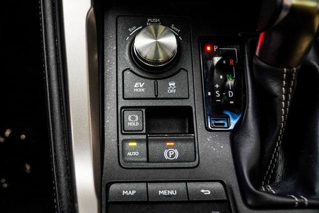 2019 Lexus NX NX 300h AWD - 22931078 - 18