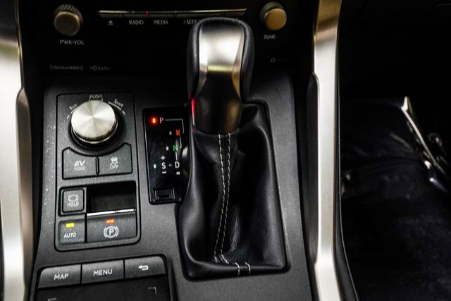 2019 Lexus NX NX 300h AWD - 22931078 - 19