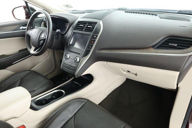 2019 Lincoln MKC Reserve AWD with Technology Package & 2.3L Turbocharged Engine - 22925961 - 24