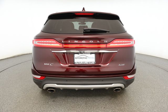 2019 Lincoln MKC Reserve AWD with Technology Package & 2.3L Turbocharged Engine - 22925961 - 4