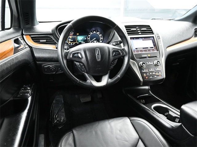 2019 Lincoln MKC Select FWD - 22921004 - 17